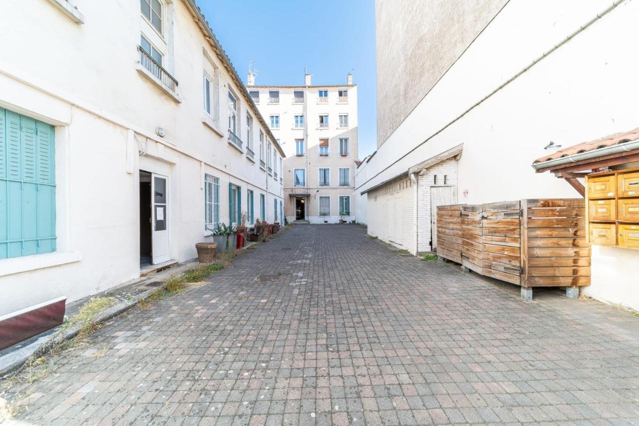 Le Marietton Appartement Cosy A Deux Pas Du Metro Valmy Lyon Kültér fotó